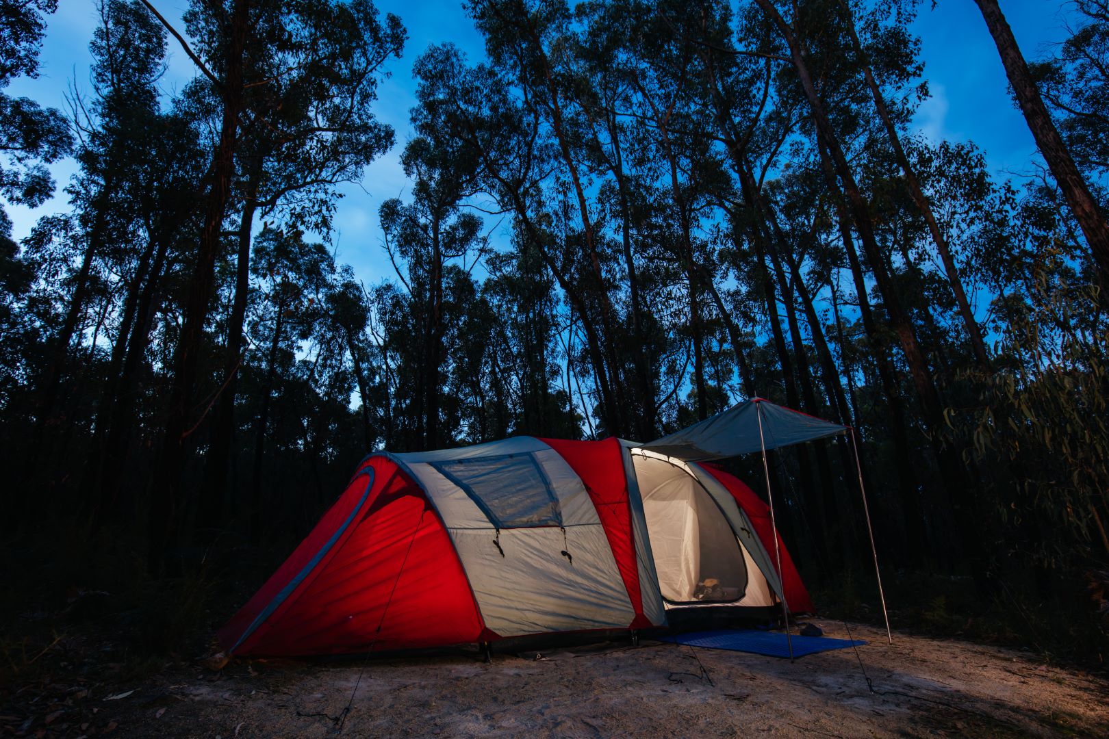 Sardegna in tenda: scopri il camping all'insegna della natura