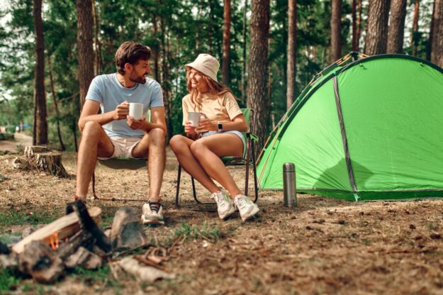 Sardegna in tenda: scopri il camping all'insegna della natura